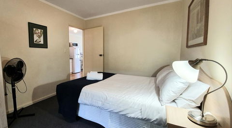 West Beach Lagoon 208 â€“ Great Value! - Gold Coast 4U 3