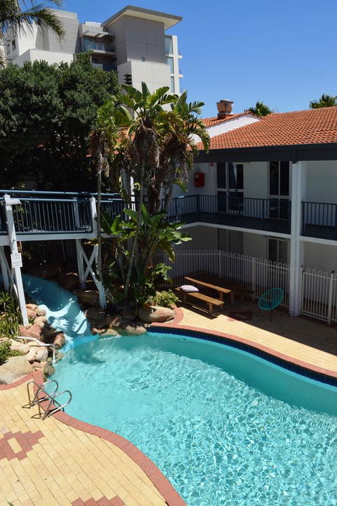 West Beach Lagoon 208 â€“ Great Value! - Gold Coast 4U 21