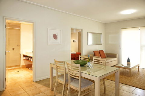 Nesuto Geraldton - Gold Coast 4U 33