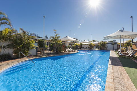 Nesuto Geraldton - Gold Coast 4U 4