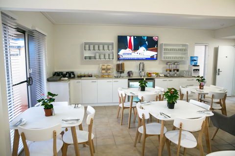 Nesuto Geraldton - Gold Coast 4U 22