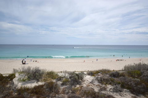 West Beach Lagoon 204 â€“ Ground Floor - Gold Coast 4U 27