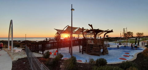 West Beach Lagoon 204 â€“ Ground Floor - Gold Coast 4U 33