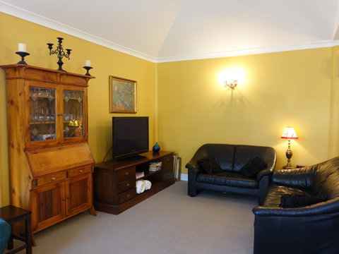 The Blacksmiths Cottage - Accommodation Gold Coast 11