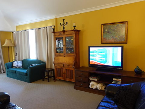 The Blacksmiths Cottage - Accommodation Gold Coast 7