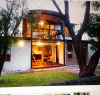 Dunsborough Luxury Villa - Gold Coast 4U