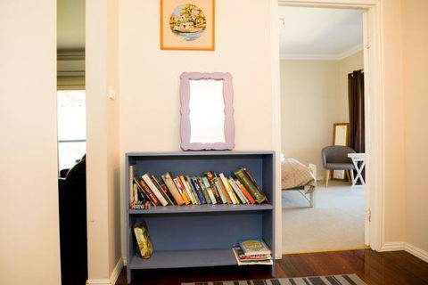 Yvonnes Rest Holiday Home - Gold Coast 4U 2