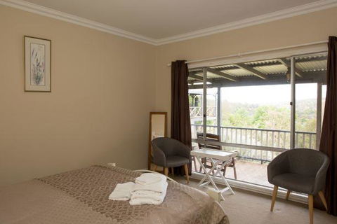 Yvonnes Rest Holiday Home - Gold Coast 4U 4