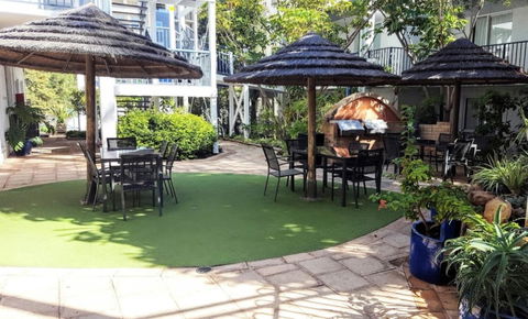 West Beach Lagoon 211 â€“ Great Views - Gold Coast 4U 17