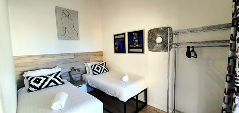 West Beach Lagoon 211 â€“ Great Views - Gold Coast 4U 12