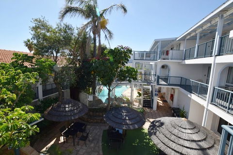 West Beach Lagoon 211 â€“ Great Views - Gold Coast 4U 20