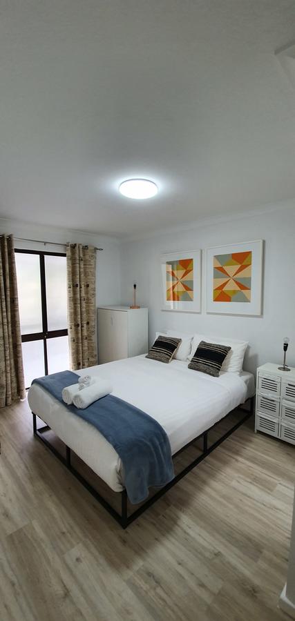 West Beach Lagoon 211 â€“ Great Views - Gold Coast 4U 9