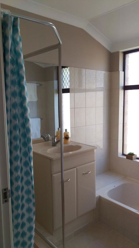 The Quiet Family Getaway In Bassendean - Gold Coast 4U 6