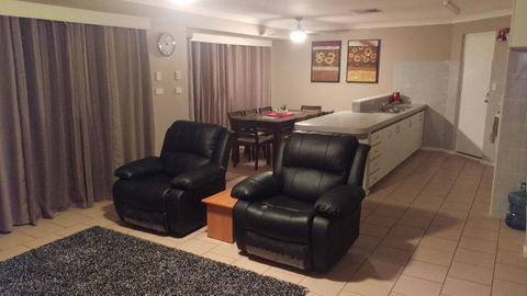 The Quiet Family Getaway In Bassendean - Gold Coast 4U 3