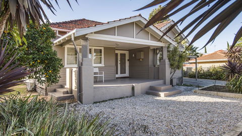 Leisurely Manor - Spacious Three Bedroom Home In Fremantle - Accommodation Gold Coast 16