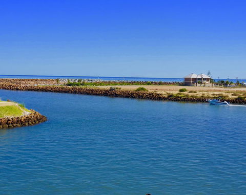 Oceans Edge - Busselton - Gold Coast 4U 14