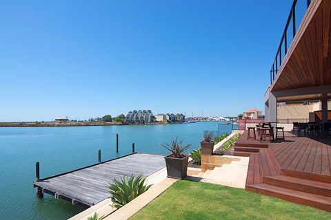 Oceans Edge - Busselton - Gold Coast 4U 2