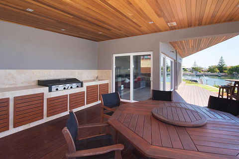 Oceans Edge - Busselton - Gold Coast 4U 3