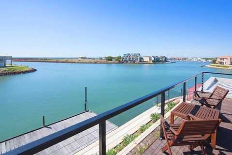 Oceans Edge - Busselton - Gold Coast 4U 1