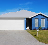 The beach house - Accommodation Gold Coast