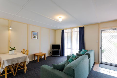 Park Avenue Holiday Units - Accommodation Gold Coast 10