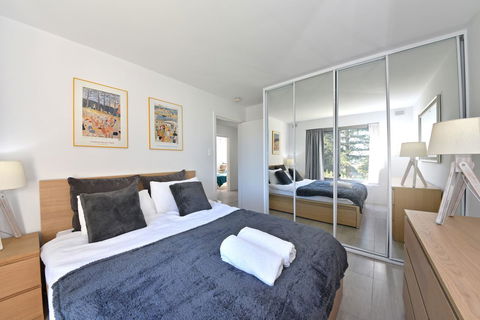 Cottesloe Apartment Close To Beach - Gold Coast 4U 0