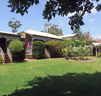 Adamsons Riverside Accommodation - Gold Coast 4U
