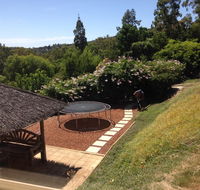 Bright  Beautiful Home On The Hills - 1 Gold Coast