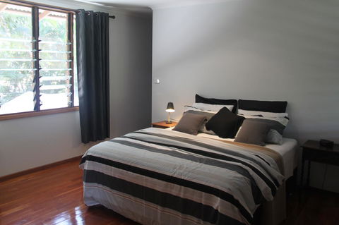 Beach House On Fox - Gold Coast 4U 3