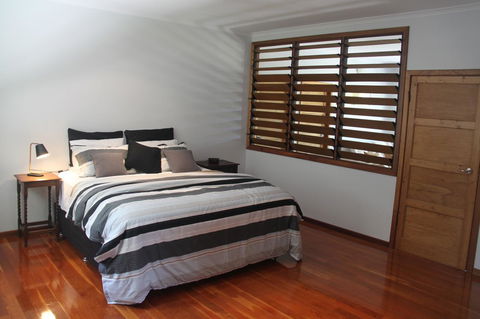 Beach House On Fox - Gold Coast 4U 2