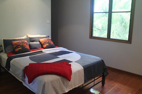 Beach House On Fox - Gold Coast 4U 5
