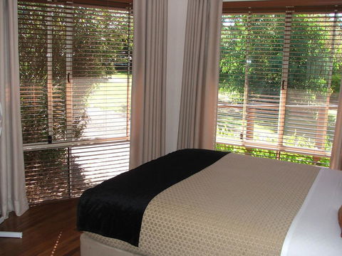 Celestine Retreat - Gold Coast 4U 18