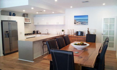 Carpe Diem South - Accommodation Gold Coast 0