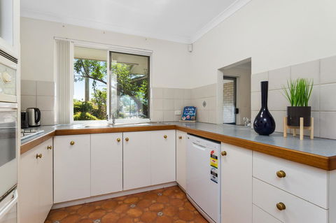 Como South Perth Villa - Accommodation Gold Coast 11