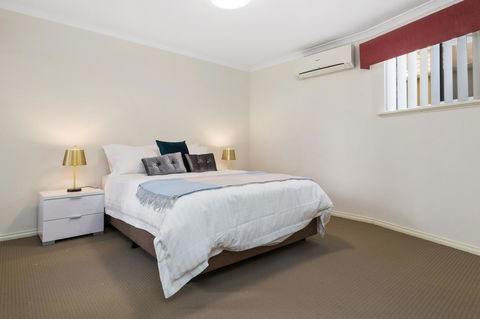 Como South Perth Villa - Accommodation Gold Coast 28