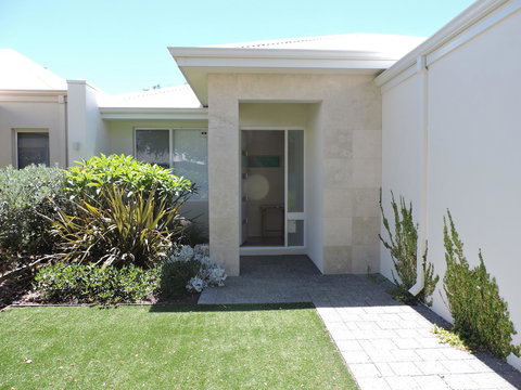 Contemporary Cove - Quindalup - 1 Gold Coast 2