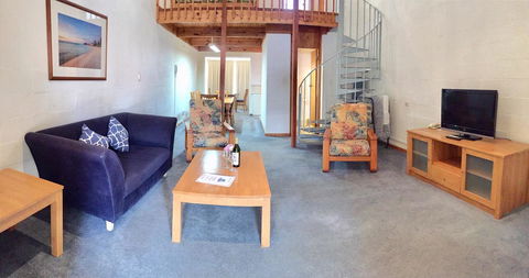 Cottesloe Beach Chalets - Gold Coast 4U 20
