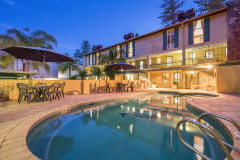 Cottesloe Beach Chalets - Gold Coast 4U 0
