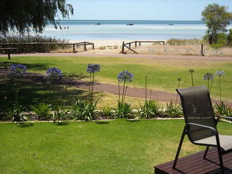 Beach House Dunsborough - Gold Coast 4U 12