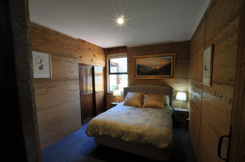 Beach House Dunsborough - Gold Coast 4U 10