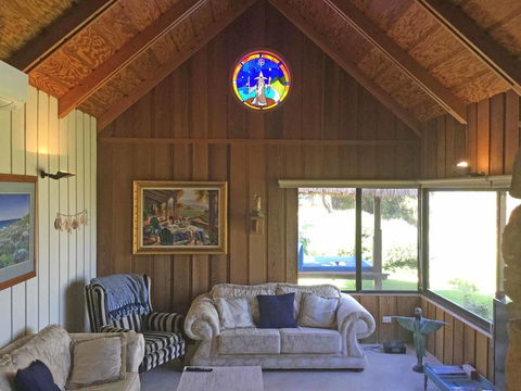 Beach House Dunsborough - Gold Coast 4U 24