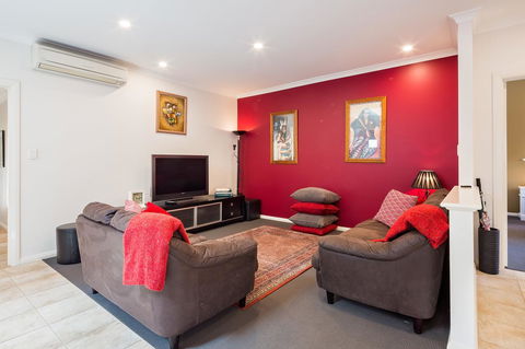 Downton Villa - Gold Coast 4U 5