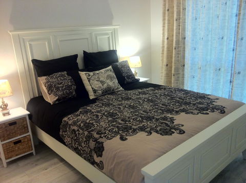 Applegate Lane Chalet - Accommodation Gold Coast 9