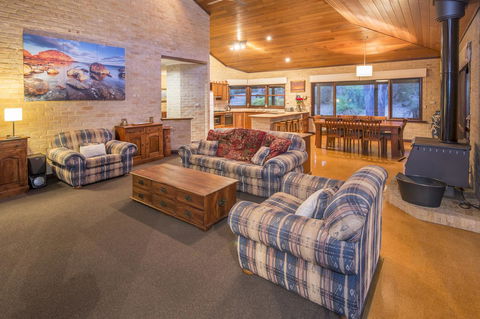 53 Martina Drive - Gold Coast 4U 15