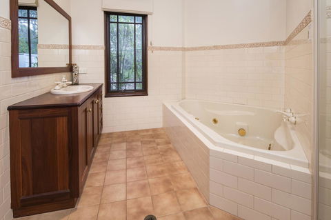 53 Martina Drive - Gold Coast 4U 20