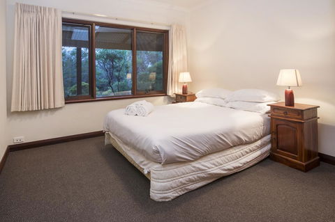 53 Martina Drive - Gold Coast 4U 22