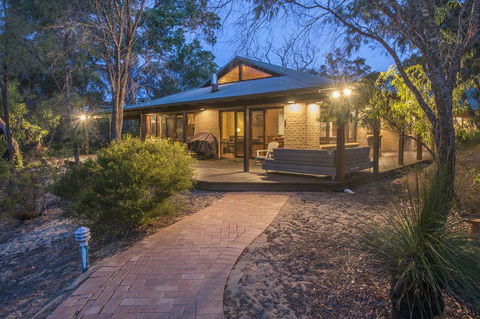 53 Martina Drive - Gold Coast 4U 3
