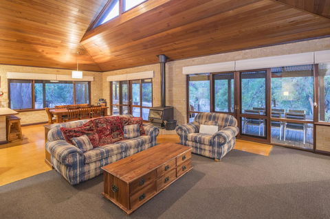 53 Martina Drive - Gold Coast 4U 13