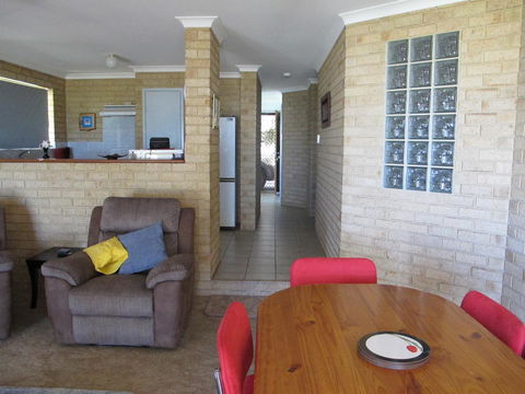 Kalbarri Riverfront Unit - Gold Coast 4U 16