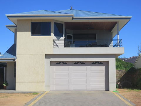 Kalbarri Riverfront Unit - Gold Coast 4U 3